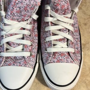 Converses CTAS High Top Sneakers
